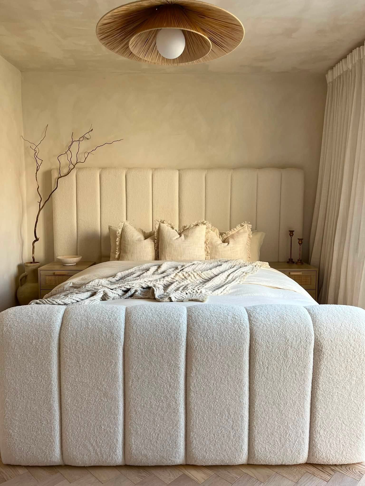 LUXE UPHOLSTERED PLATFORM BOUCLE WIDE HEADBOARD BEDFRAME - Image 8