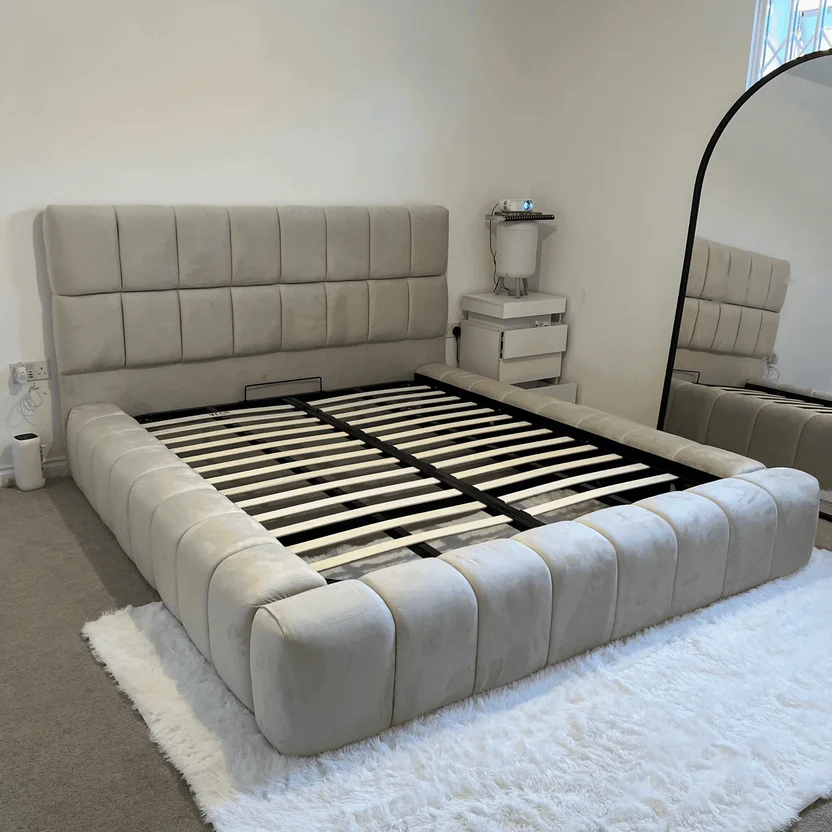 Bespoke Valentique Cubic Headboard Ambassador Bed - Image 3
