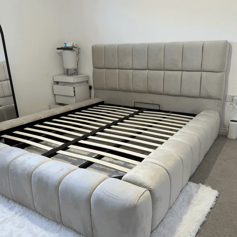 Bespoke Valentique Cubic Headboard Ambassador Bed - Image 4