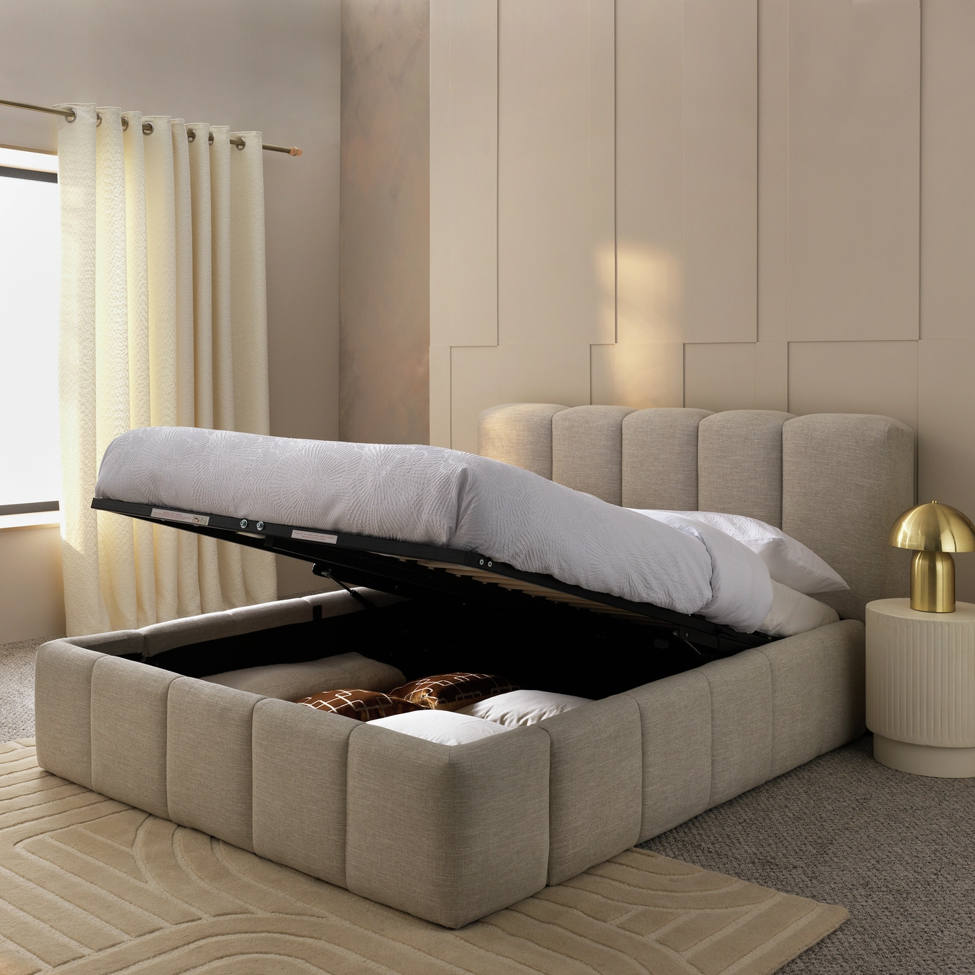 Chenille Fabric Cloud Penal Design Bed
