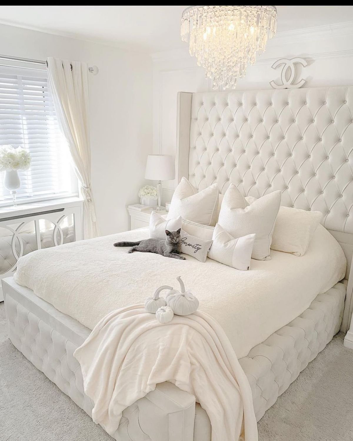 Ambassador Wingback Tall Bed Frame - Image 4