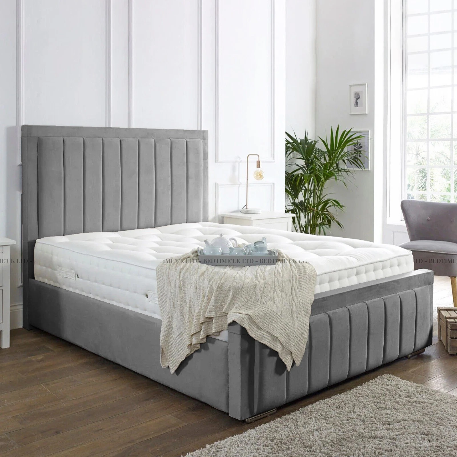 VERTICAL LINE PENAL HEADBOARD UPHOLSTERED HAND-MADE BED - Image 6