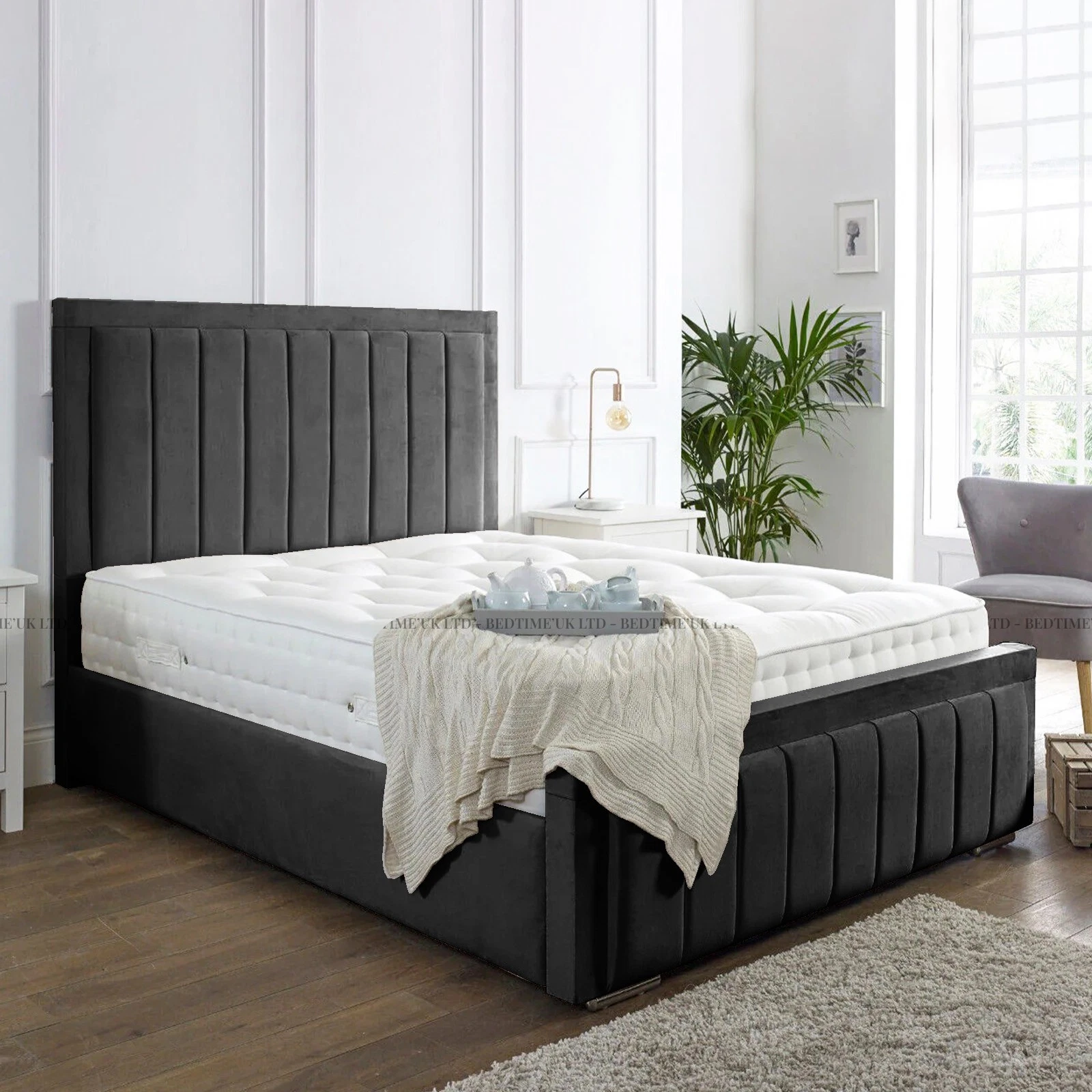 VERTICAL LINE PENAL HEADBOARD UPHOLSTERED HAND-MADE BED - Image 7