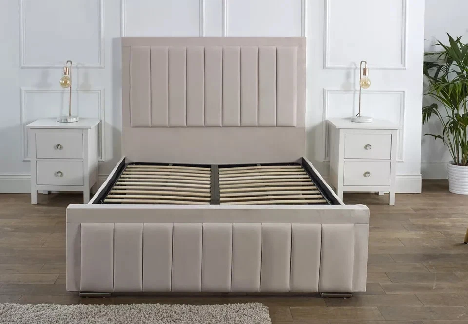 VERTICAL LINE PENAL HEADBOARD UPHOLSTERED HAND-MADE BED